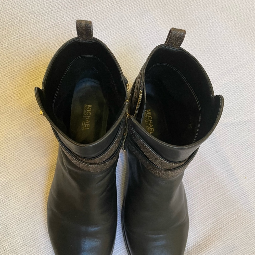 Women boots